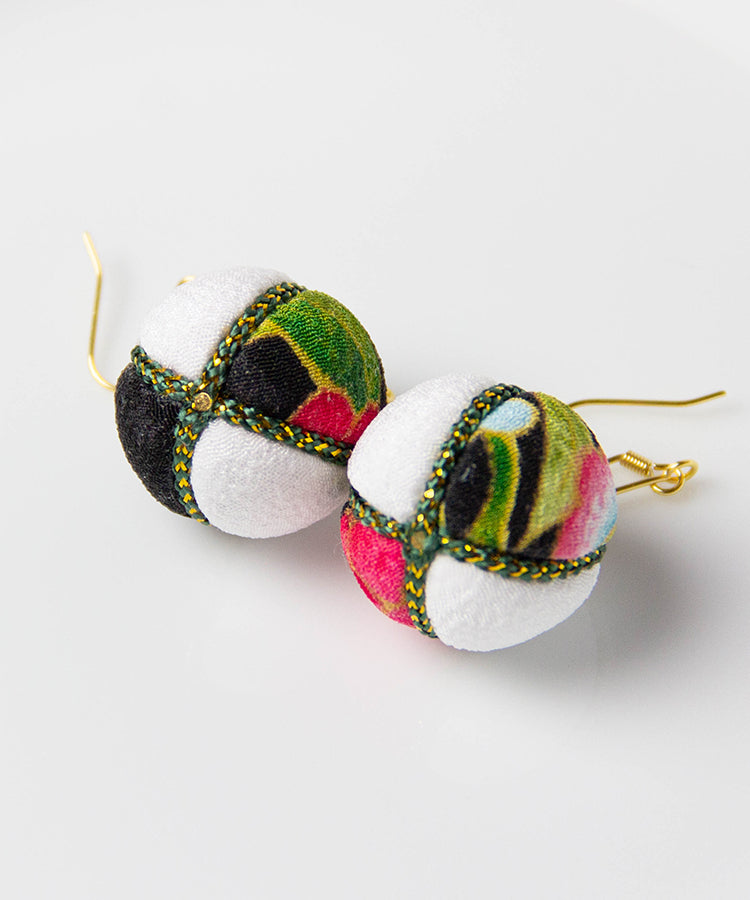 Black And White Japanese Earrings