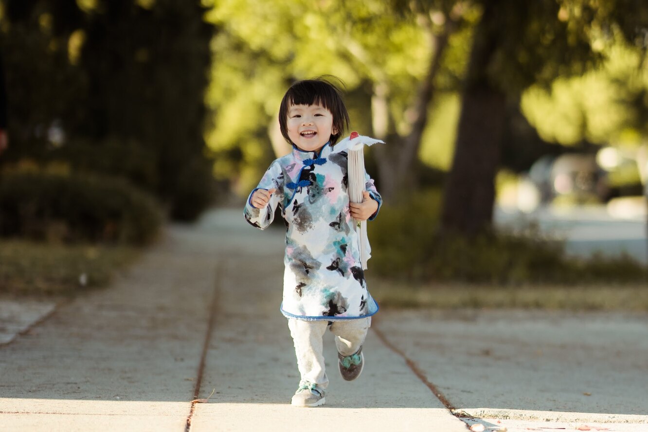 Can a man wear kimono shirts