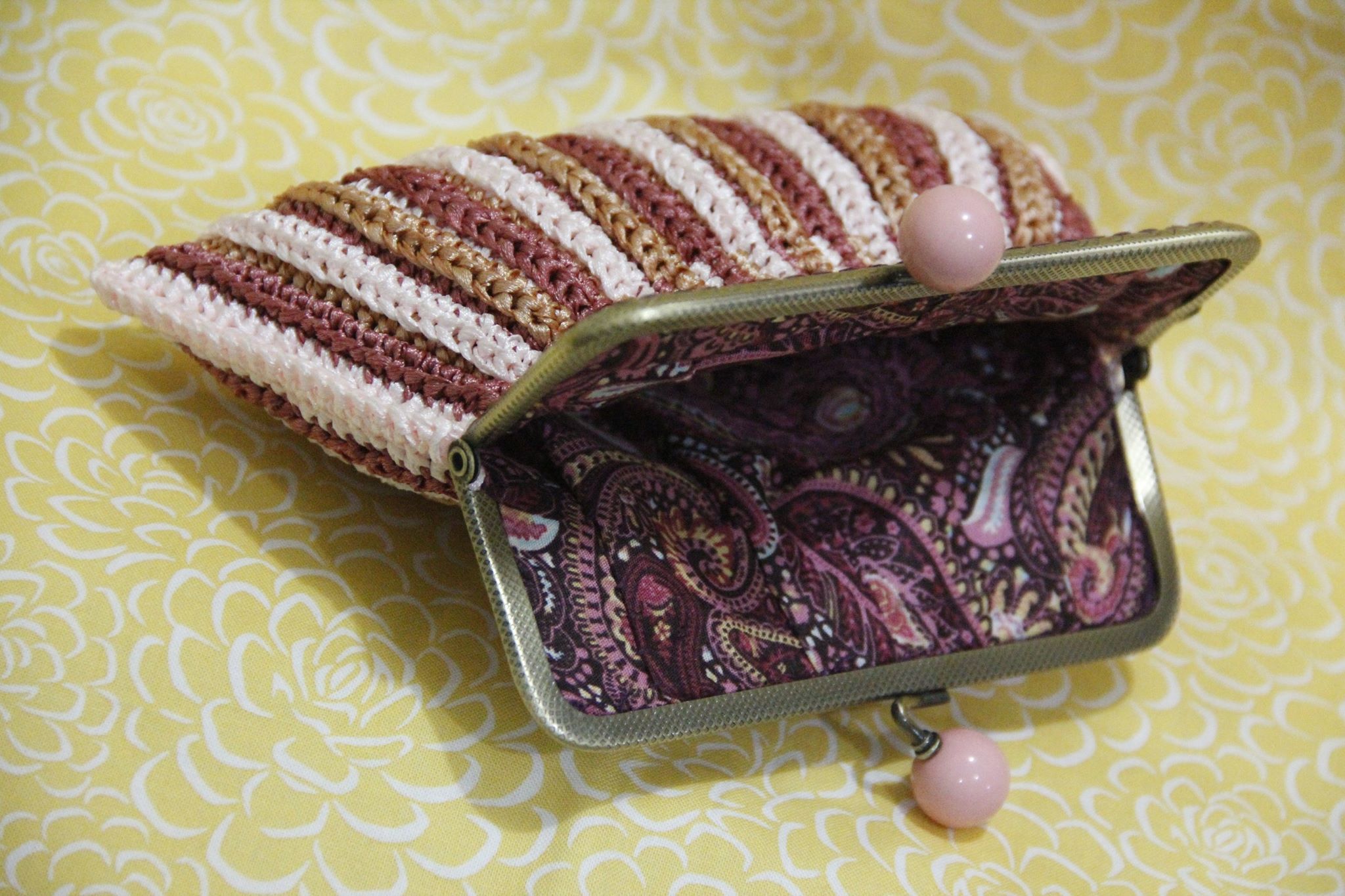 What is Gamaguchi Purse?