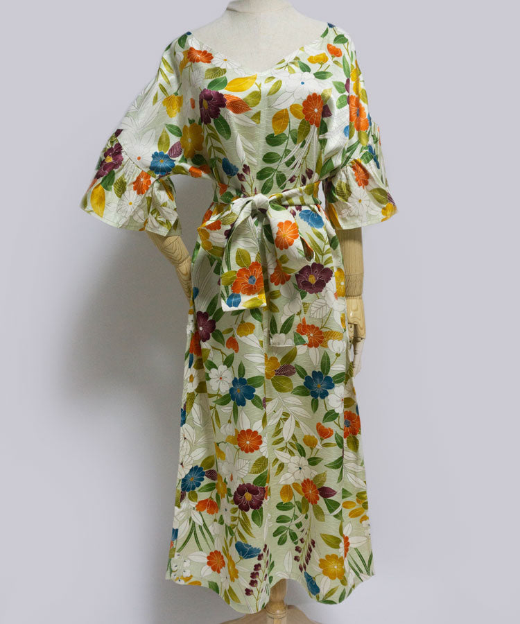 Japanese Antique Kimono Dress / Floral Dress / Japanese Style Party Dress / Kimono Remake Dress / Elegant One Of A Kind Dress