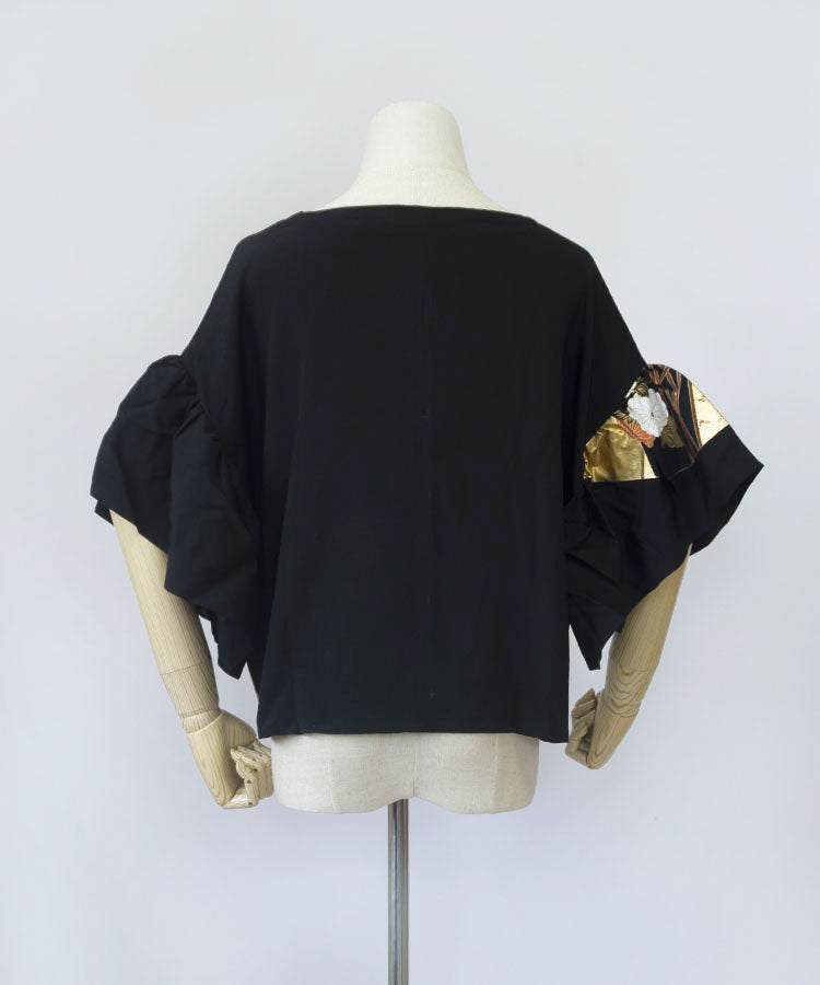 Upcycled Kimono Blouse – Black & Gold Silk Top with Flared Sleeves | Vintage Japanese Fashion | Elegant Loose-Fit Shirt