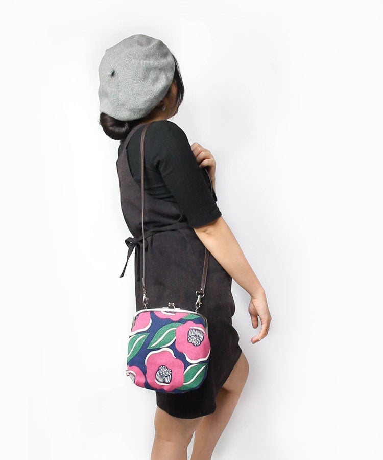 Red Camellia Shoulder Clasp Bag and Detachable Strap / Gamaguchi Japanese Shoulder Bag