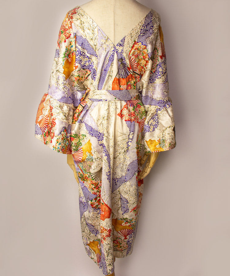 Expert in Allure Japanese Antique Kimono Dress / Remake Dress